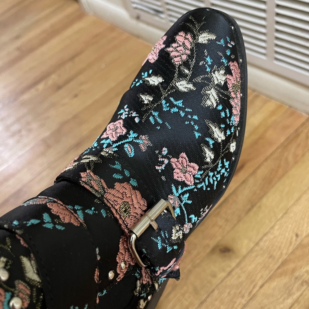 Chelsea boots - Picture 8 of 8